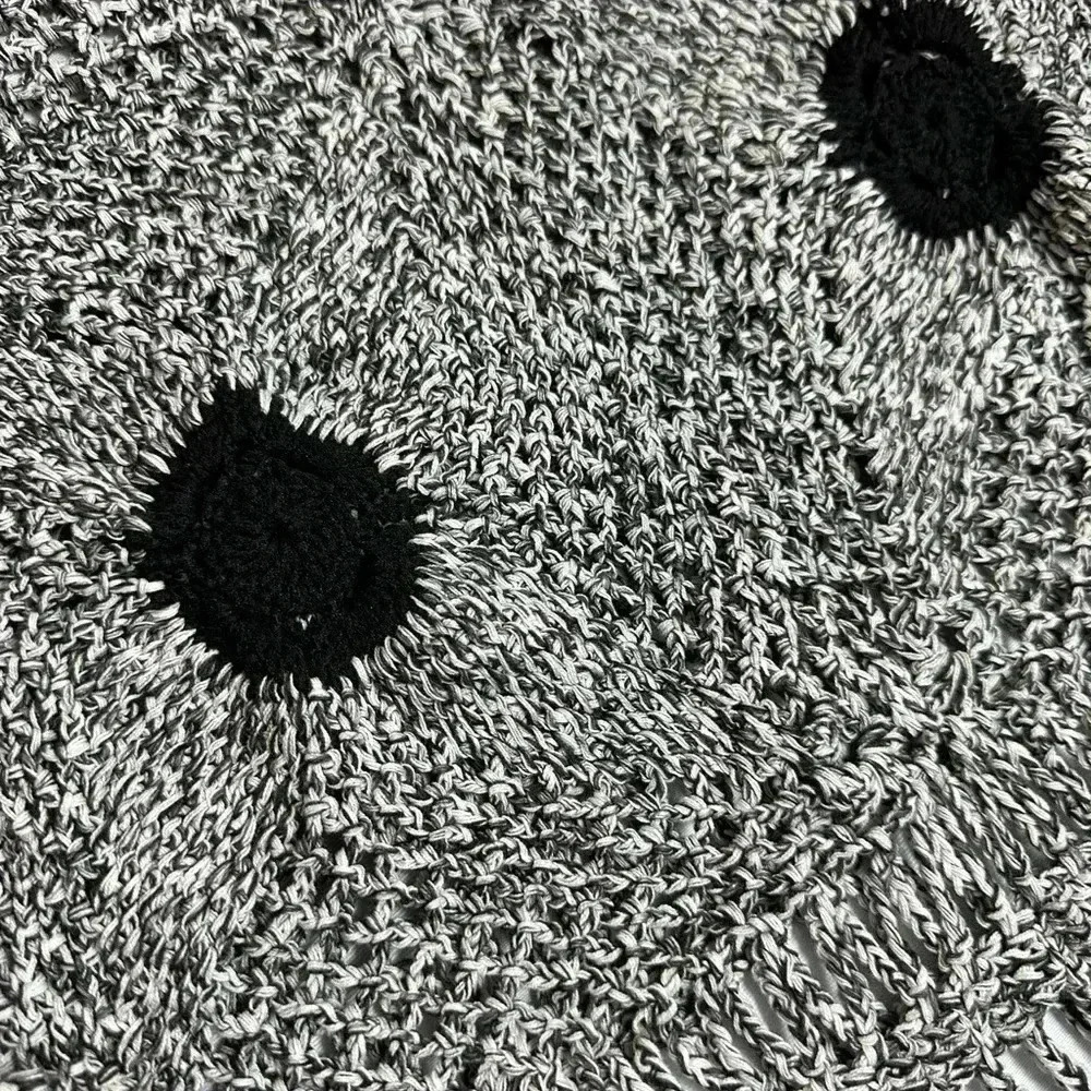 🔥6/$20. Rare unique Crochet/knitmedium grey black white - Picture 7 of 7